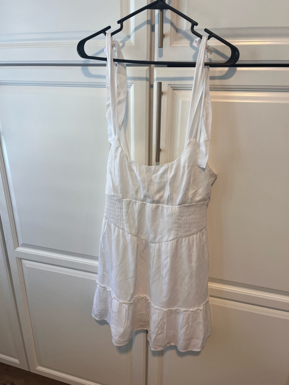 Francesca's Collections White Sleeveless Midi Sundress